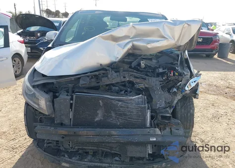 2019 Kia Sedona Lx z USA, uszkodzony, nr VIN KNDMB5C12K6508709